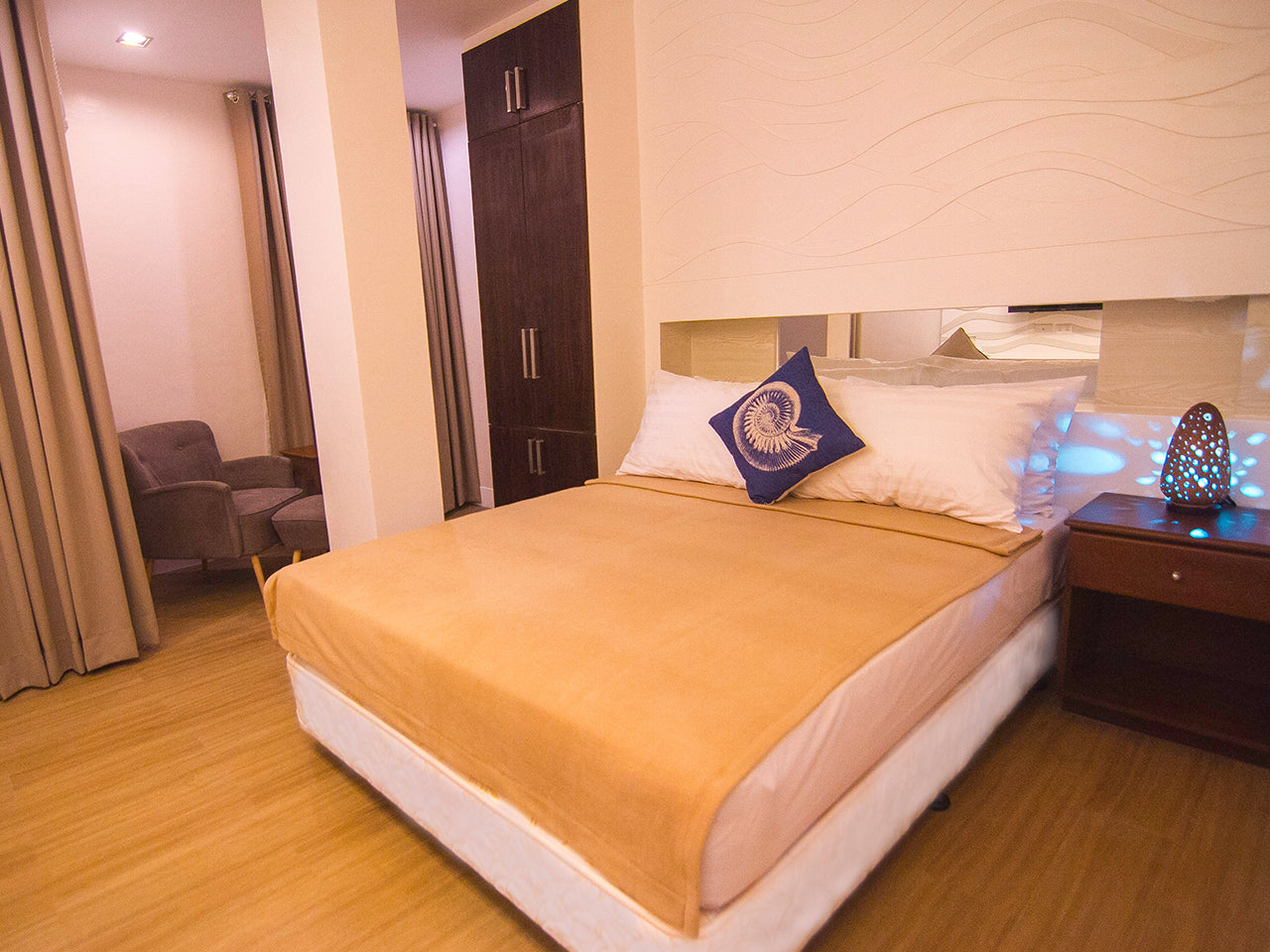 The Reef Hotel & Residences (Subic Bay, SBFZ, Olongapo City)