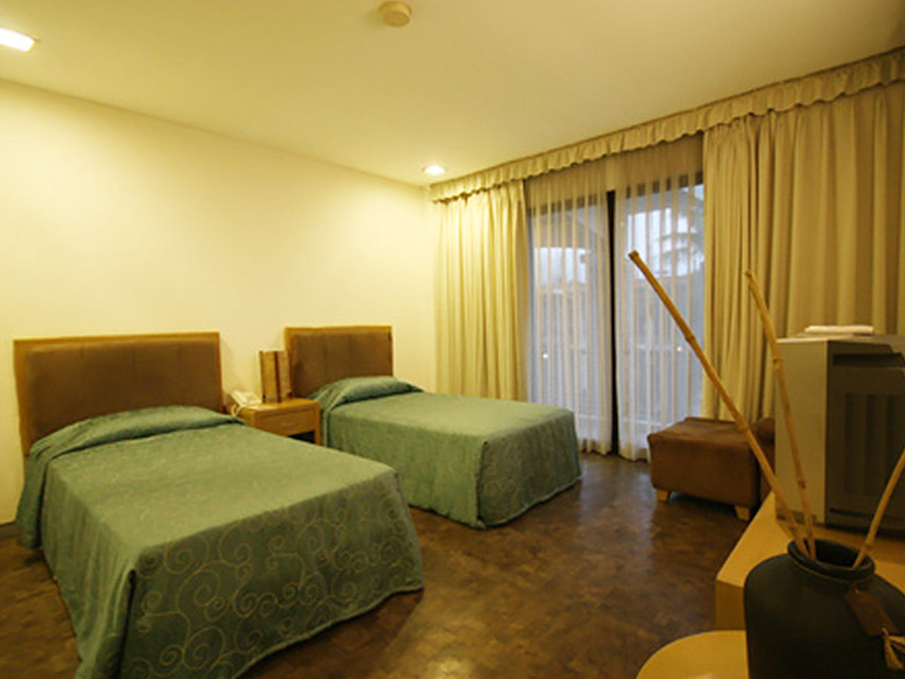 Bayfront Hotel (Subic Bay, SBFZ, Olongapo City)