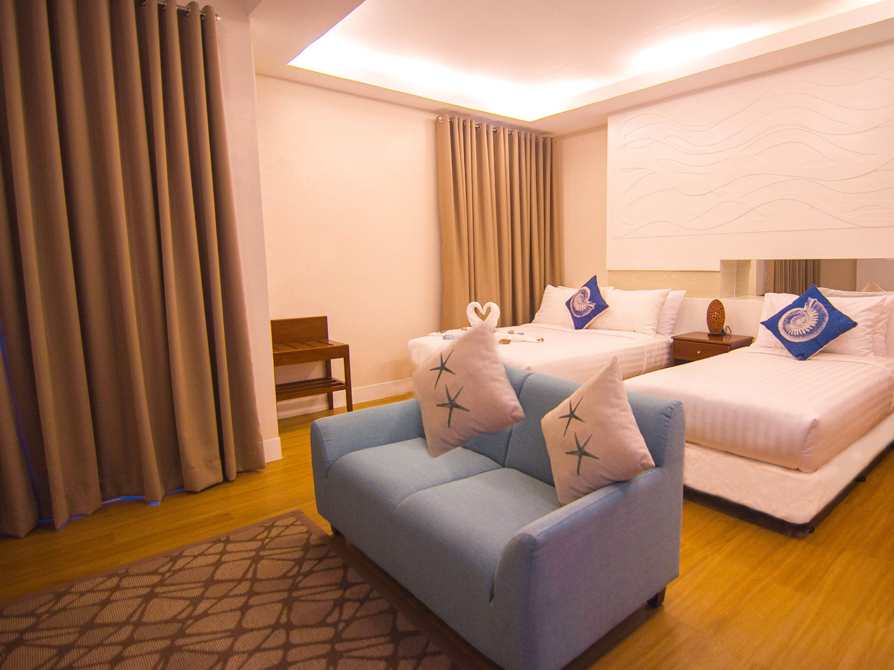 The Reef Hotel & Residences (Subic Bay, SBFZ, Olongapo City)