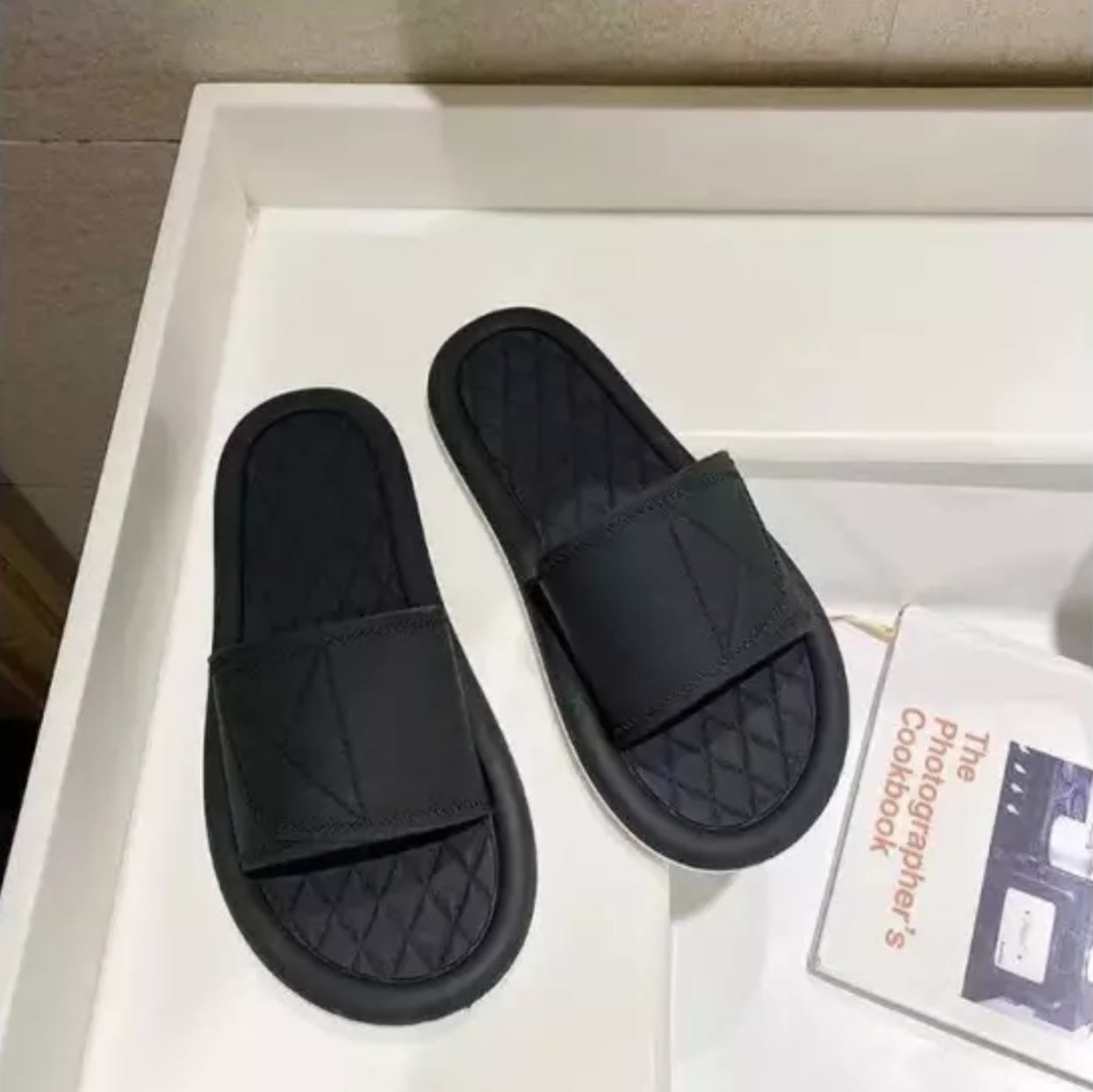 Spasify Black Slippers (Massage & Lounge)