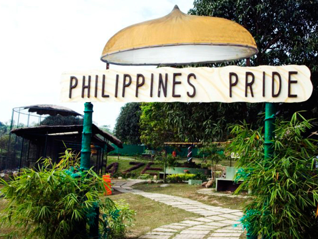 Zoocobia Fun Zoo, Day Tour Access (Clark, Pampanga)