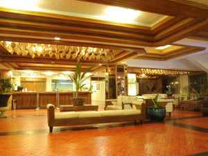 Whiterock Beach Hotel + Waterpark (Matain, Subic, Zambales)