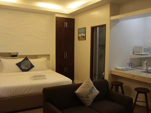 The Reef Hotel & Residences (Subic Bay, SBFZ, Olongapo City)