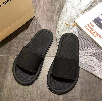 Spasify Black Slippers (Massage & Lounge)
