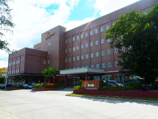 Sun Plaza Subic Hotel (Subic Bay, SBFZ, Olongapo City)