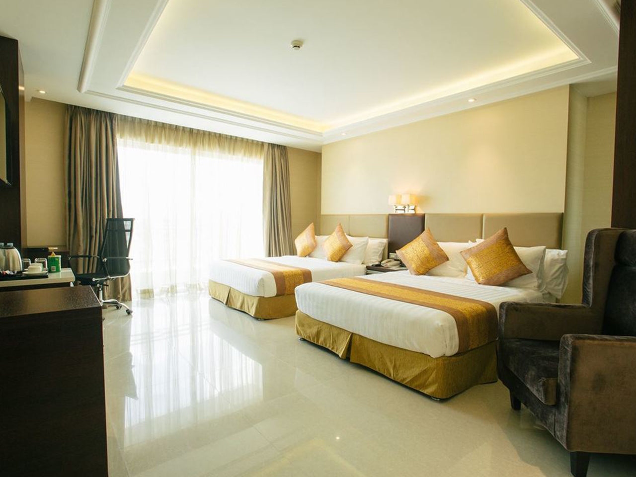 Best Western Plus Hotel (Subic Bay, SBFZ, Olongapo City)