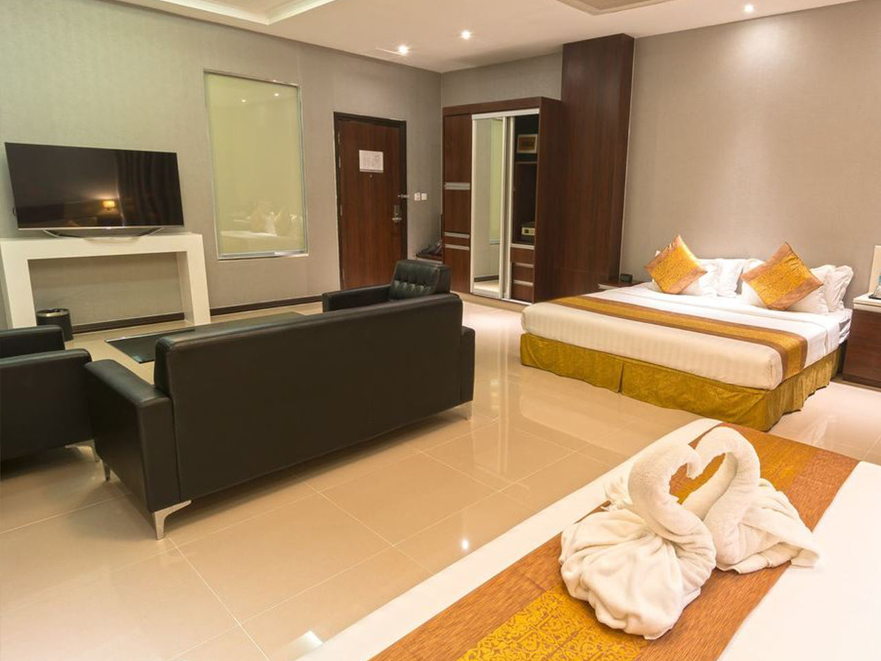 Best Western Plus Hotel (Subic Bay, SBFZ, Olongapo City)